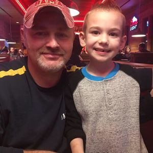 Meet your Posher, Chris